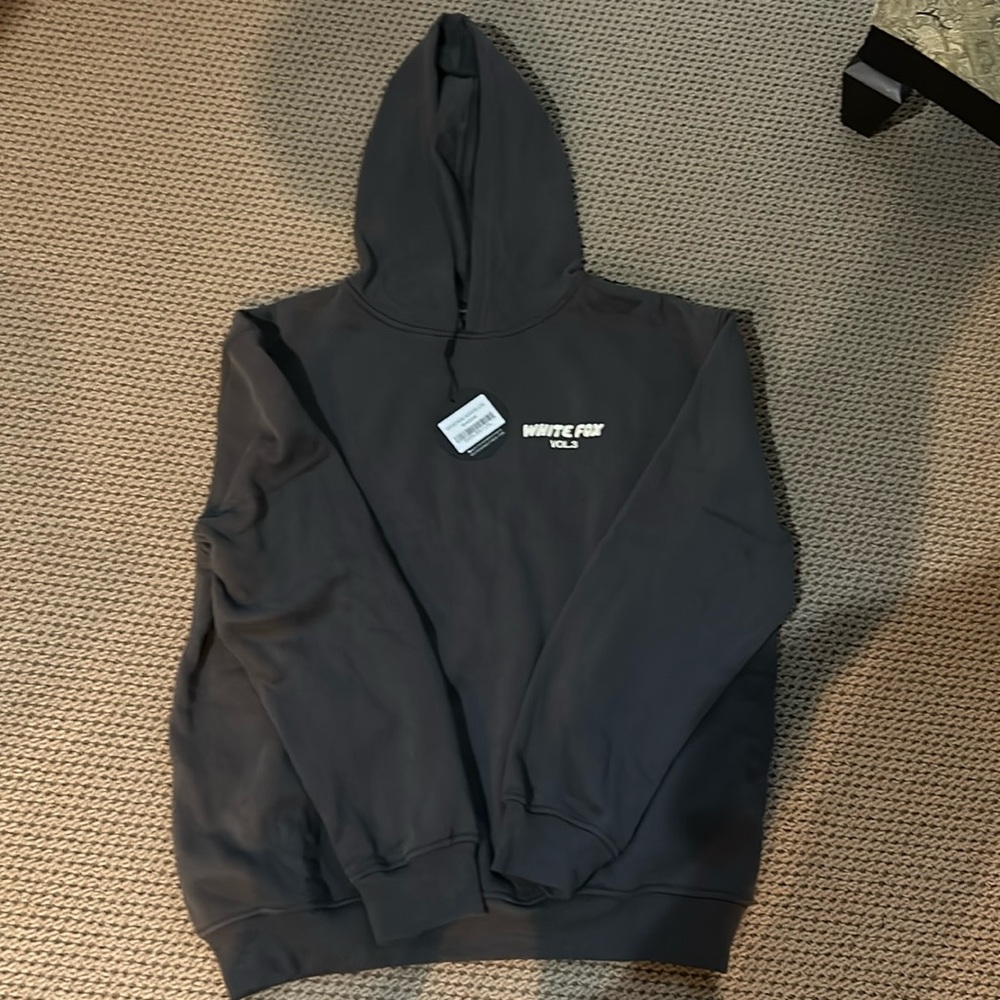 NEW- White Fox L/XL charcoal gray sweatshirt